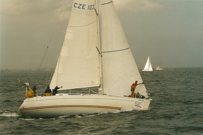 HEBE III na Startu v Neu portu 2003.